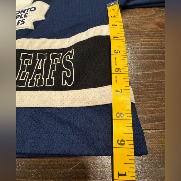 Vintage Toronto Maple Leafs NHL Hockey Jersey - Picture 6 of 6